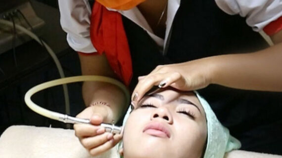 Facial Mikrodermabrasi Gold di Denpasar – Kulit Sehat & Glowing
